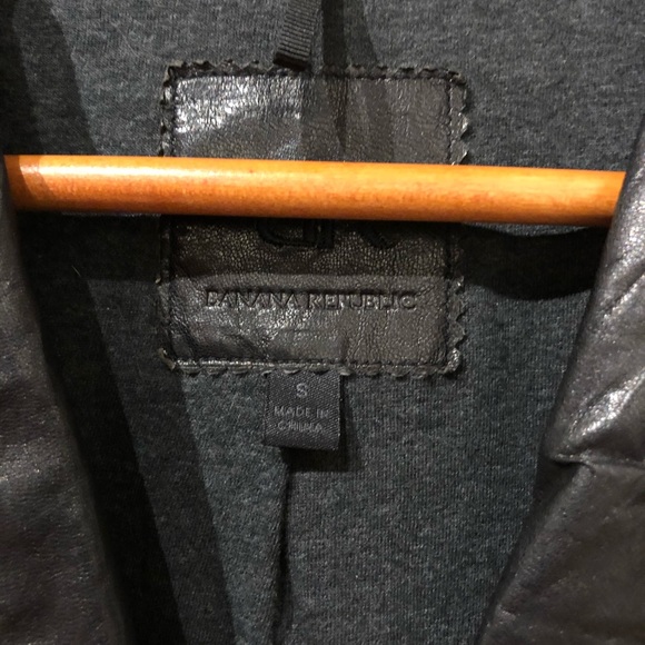 Banana republic Black leather blazer, si… - Picture 4 of 6